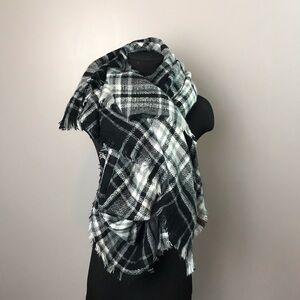 !! Plaid blanket scarf